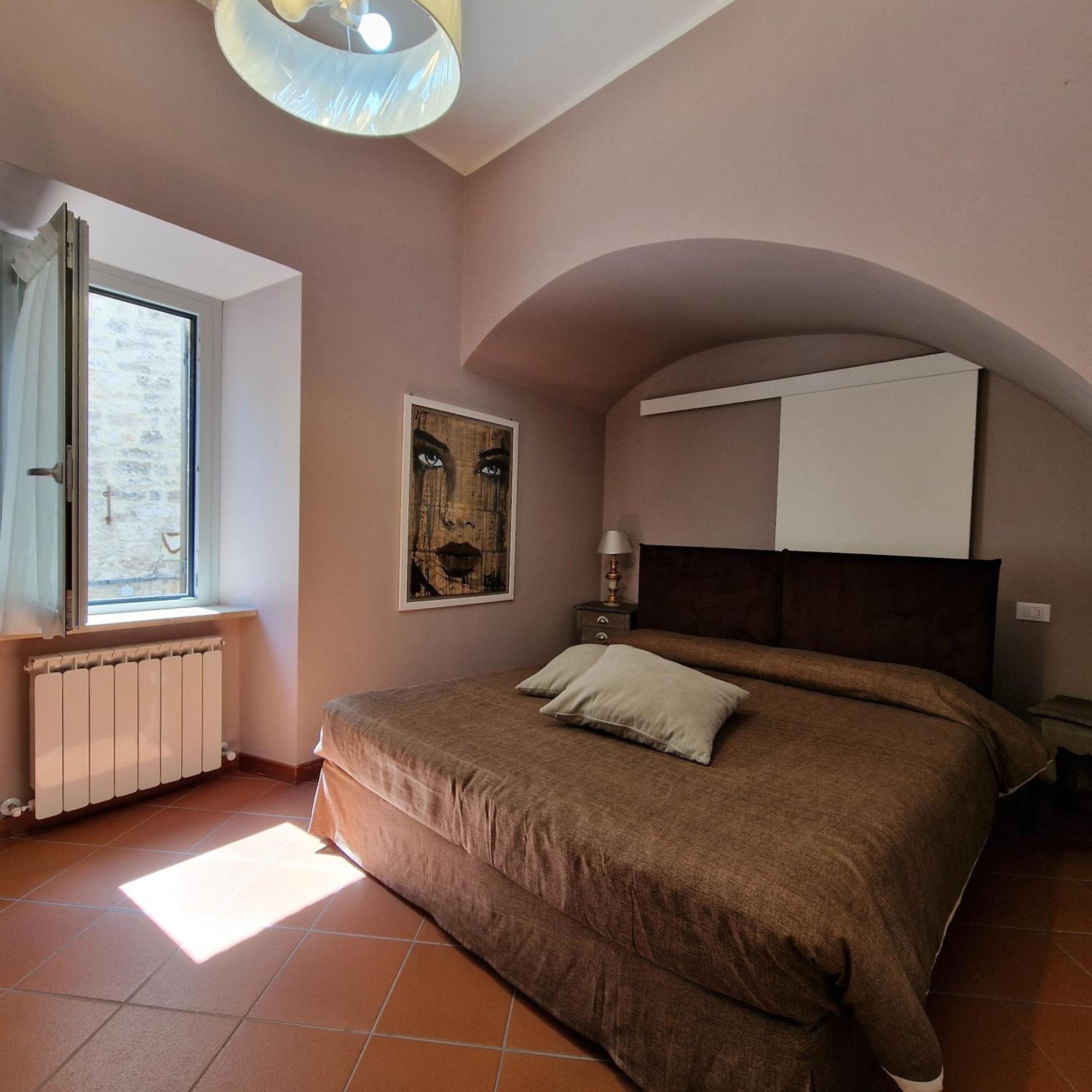 Il Cortile Di San Rufino Apartment Assisi Luaran gambar